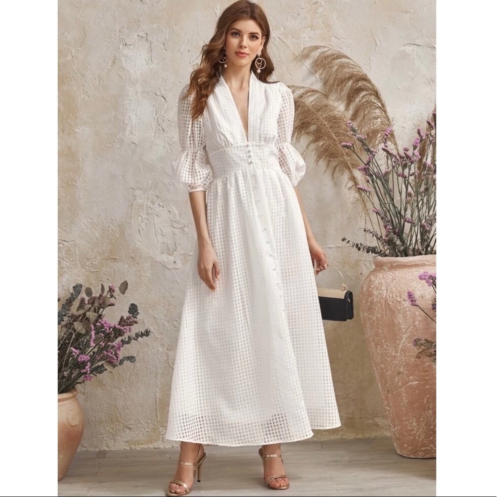 Plunging Neck Button-Front Puff Sleeve Dress